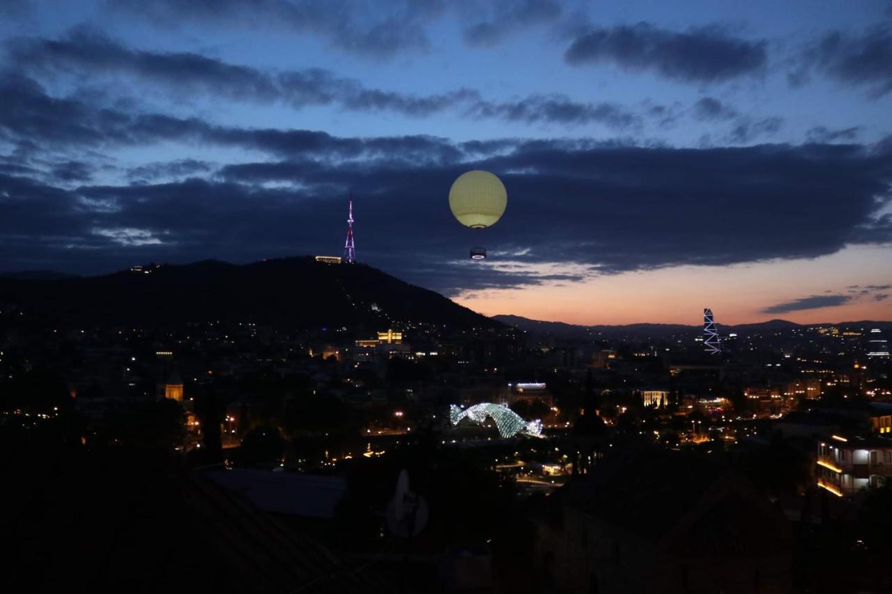 Hotel Four Brothers Tiflis Dış mekan fotoğraf