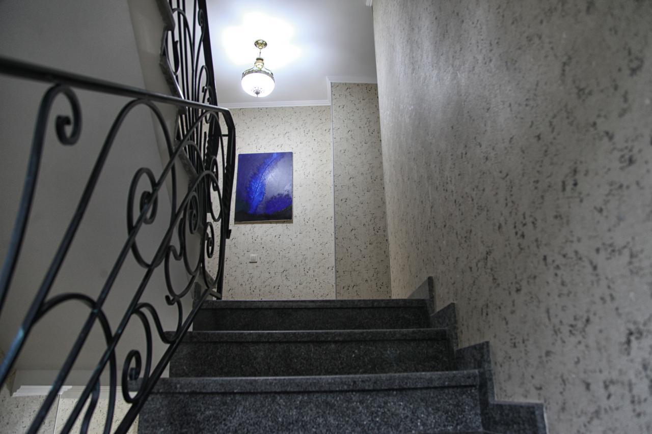 Hotel Four Brothers Tiflis Dış mekan fotoğraf